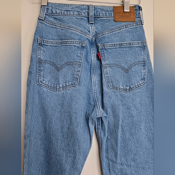 Levi's 70's High Waist Slim Straight Light Washed size 25 blank red label - Picture 7 of 16